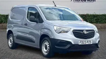 Used Vauxhall Combo 101 HP (74 kW) 2023 Grey MPV