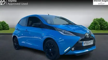 Used Toyota Aygo X-cite 69 HP (50 kW) 2015 Blue Hatchback