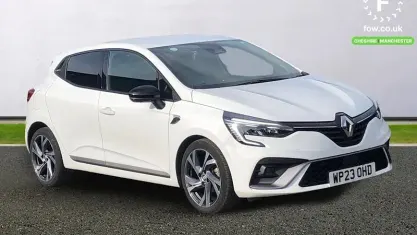 Used Renault Clio V RS Line 90 HP (66 kW) 2023 White Hatchback