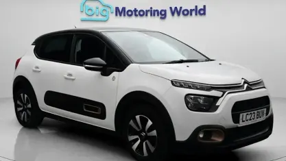 Used Citroën C3 PureTech 83 HP (61 kW) 2023 White Hatchback