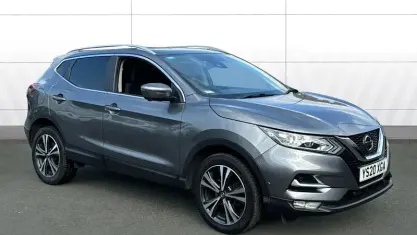 Używany Nissan Qashqai N-Connecta 116 KM (85 kW) 2020 Szary SUV