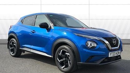 Używany Nissan Juke N-Connecta 114 KM (83 kW) 2023 Niebieski SUV