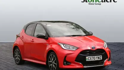 Used Toyota Yaris Edition 116 HP (85 kW) 2021 Orange Hatchback