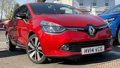 Used Renault Clio IV Dynamique 90 HP (66 kW) 2015 Hatchback