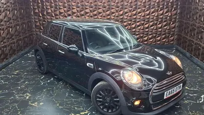 Midnight black Used 2015 Mini ONE Hatch Hatchback | £9,499 (Fair price)