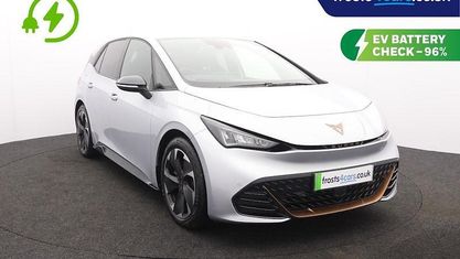 Begagnad Cupra Born 150 kW (204 HK) 2024 Halvkombi