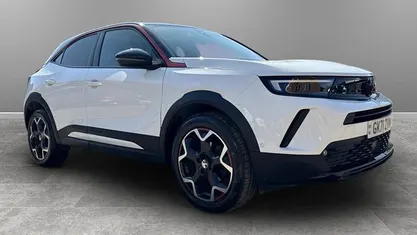 Second-hand Vauxhall Mokka SRi 131 CP (96 kW) 2021 Alb SUV