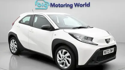 Używany Toyota Aygo X PURE 72 KM (52 kW) 2025 SUV