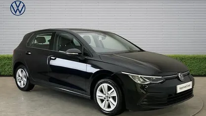 Used VW Golf VIII Life 150 HP (110 kW) 2024 Hatchback