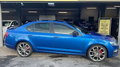 Used Skoda Octavia vRS 184 HP (135 kW) 2016 Blue Hatchback