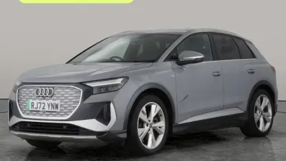 Usado Audi Q4 e-tron S-Line 219 kW (299 HP) 2022 Cinzento SUV