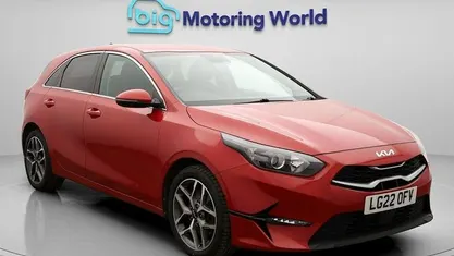 Used Kia Ceed 160 HP (117 kW) 2021 Hatchback