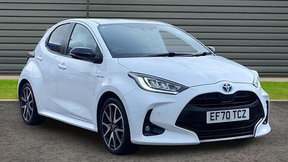 Używany Toyota Yaris Hybrid 116 KM (85 kW) 2021 Hatchback