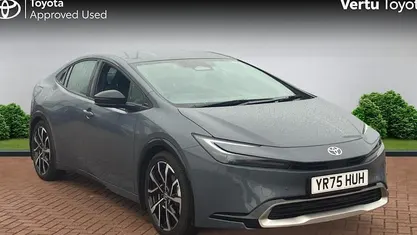 Used Toyota Prius 223 HP (164 kW) 2025 Hatchback
