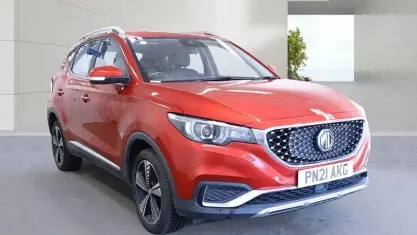 Used MG ZS Exclusive 105 kW (143 HP) 2021 Red SUV