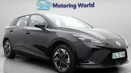 Used MG MG4 EV SE 125 kW (170 HP) 2023 Black Hatchback
