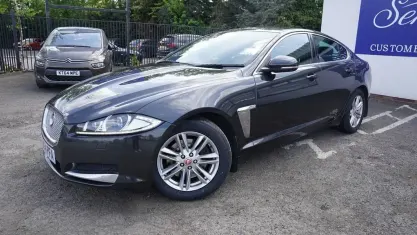 Second-hand Jaguar XF Premium Luxury 163 CP (119 kW) 2014 Berlinǎ