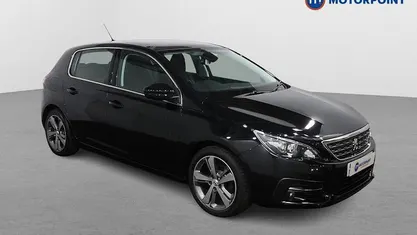 Used Peugeot 308 Allure 131 HP (96 kW) 2019 Hatchback