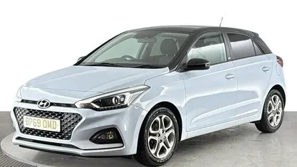 Used Hyundai i20 84 HP (61 kW) 2019 Blue Hatchback