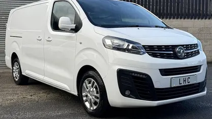 Used 2022 Vauxhall Vivaro Sportive MPV | £11,290 (Good price)