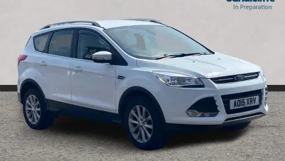 Used Ford Kuga Titanium 150 HP (110 kW) 2016 White SUV