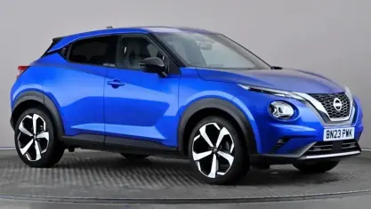 Used Nissan Juke Tekna 114 HP (83 kW) 2023 Blue SUV