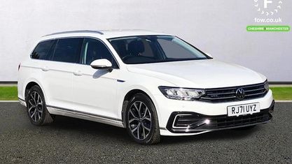 Begagnad VW Passat GTE 218 HK (160 kW) 2023 Kombi