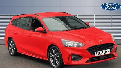 Used 2020 Ford Focus ST-Line Estate | £12,250 (Fair price)