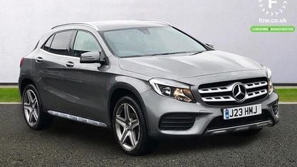 Usado Mercedes GLA200 AMG line 136 HP (100 kW) 2018 Cinzento SUV