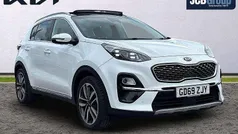 White Used 2020 Kia Sportage 4 SUV | £14,495 (Fair price)