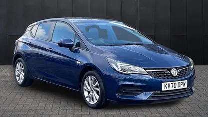 Used Vauxhall Astra Business Edition 131 HP (96 kW) 2020 Blue Hatchback