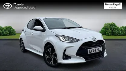 Used Toyota Yaris Hybrid Design 116 HP (85 kW) 2025 Hatchback