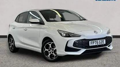 Used MG MG3 SE 194 HP (142 kW) 2024 Solid  arctic white Hatchback