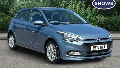Used Hyundai i20 SE 84 HP (61 kW) 2017 Blue Hatchback