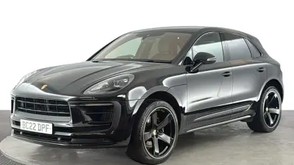 Used Porsche Macan 379 HP (278 kW) 2022 Black SUV