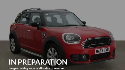 Used Mini Cooper S Classic 192 HP (141 kW) 2019 Red Hatchback