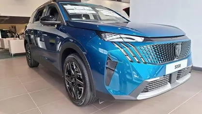 Used Peugeot 5008 Allure 145 HP (106 kW) 2025 SUV