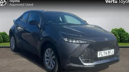 Used Toyota C-HR 140 HP (102 kW) 2026 SUV