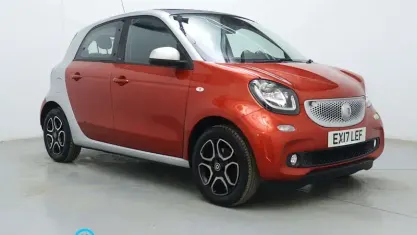 Used Smart ForFour Premium 90 HP (66 kW) 2017 Red Hatchback