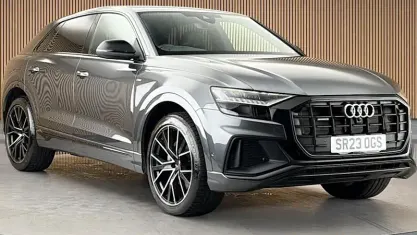 Used Audi Q8 Black Edition 286 HP (210 kW) 2023 Daytona gray pearl effect/daytona gray pearl effec SUV
