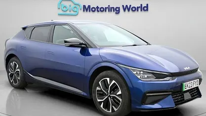 Begagnad Kia EV6 GT-Line 239 kW (325 HK) 2023 Blå SUV