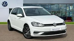 Used 2017 VW Golf VII SE Hatchback | £12,357 (Fair price)