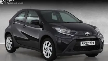 Used Toyota Aygo X PURE 72 HP (52 kW) 2022 Black SUV