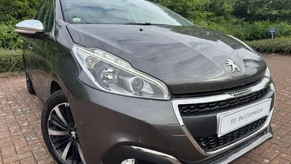 Used 2019 Peugeot 208 S Hatchback | £6,000 (Fair price)