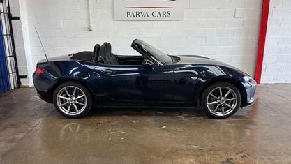 Używany Mazda MX5 Inclusive 184 KM (135 kW) 2022 Niebieski Kabriolet