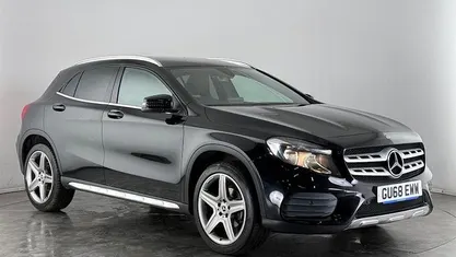 Used 2019 Mercedes GLA200 AMG line SUV | £15,150 (Fair price)