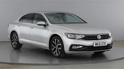 Used VW Passat SEL 150 HP (110 kW) 2021 Sedan