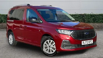Used Ford Tourneo Titanium 122 HP (89 kW) 2024 Estate