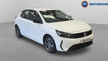 Used Vauxhall Corsa Design Edition 75 HP (55 kW) 2023 White Hatchback