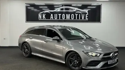Usado Mercedes CLA200 Shooting Brake AMG line 163 HP (119 kW) 2022 Carrinha